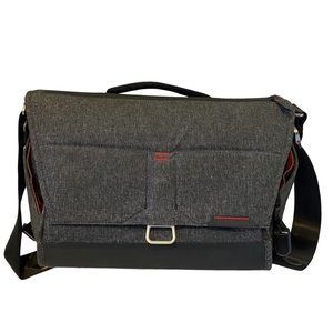 Peak Design Everyday Messenger V1
